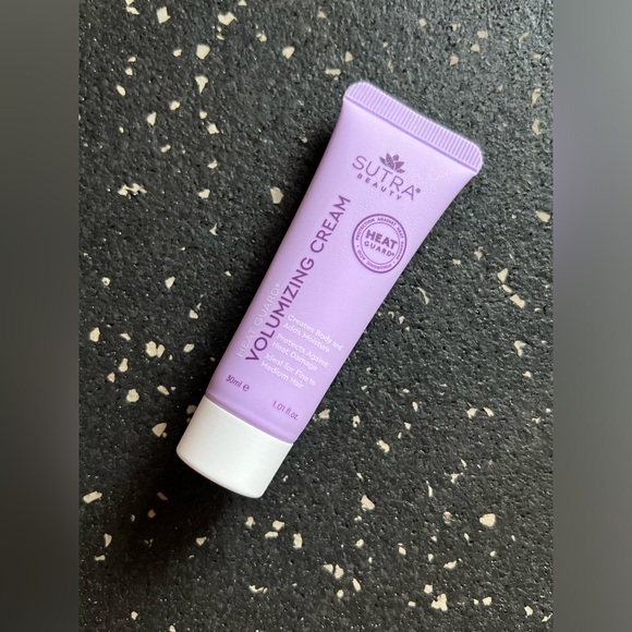 SUTRA | Volumizing & Thickening Cream - Picture 2 of 3